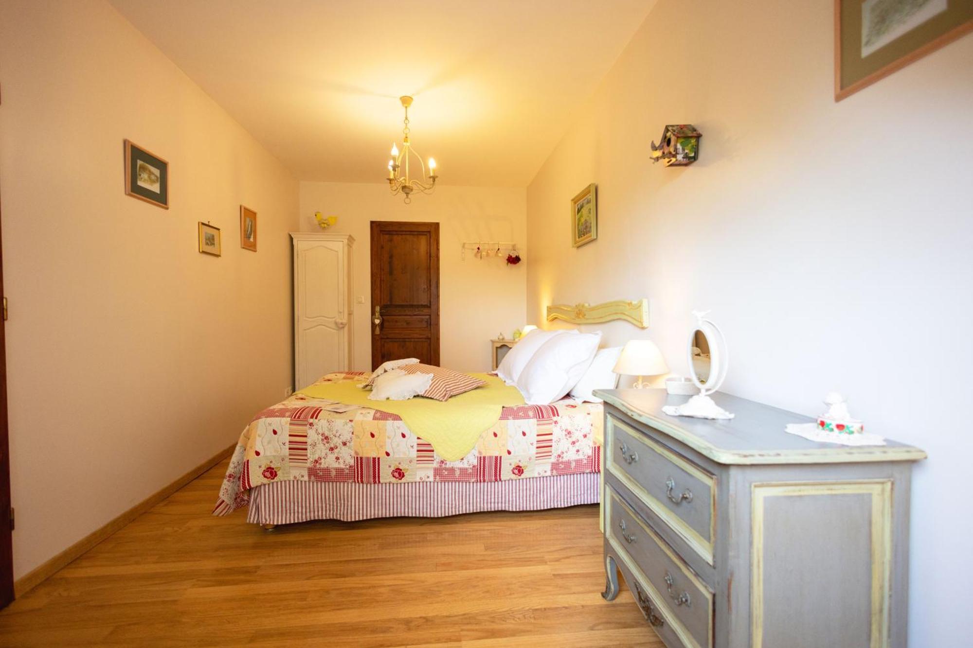 Bed and Breakfast Ferme de Marpalu La Ferté-Saint-Cyr Exterior foto